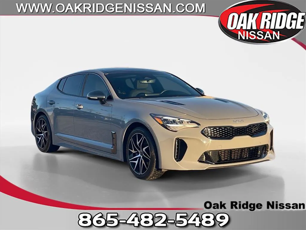 2022 Kia Stinger GT-Line's photo