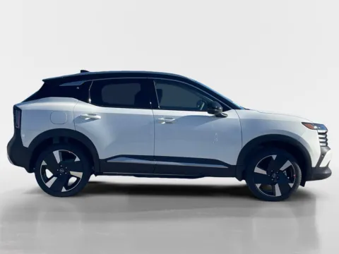 Photos of 2026 NISSAN NEW KICKS SR for sale in Oak Ridge, TN at Oak Ridge Nissan
