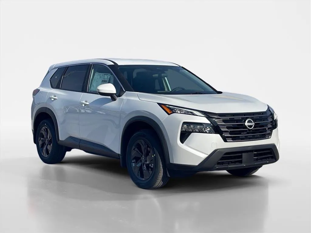 2026 Nissan Rogue SV's photo