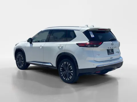 More photos of 2026 NISSAN ROGUE Platinum at Oak Ridge Nissan, TN
