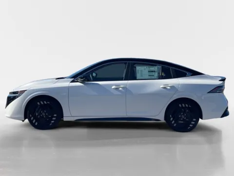 More photos of 2026 Nissan Sentra SR at Oak Ridge Nissan, TN