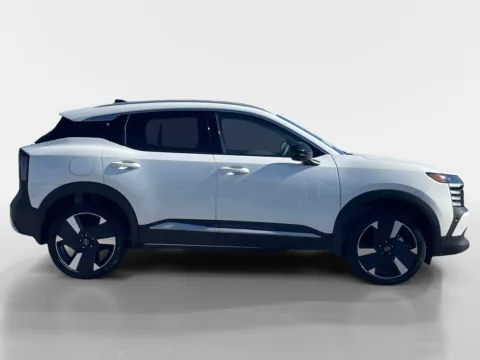 Photos of 2026 NISSAN NEW KICKS SR for sale in Oak Ridge, TN at Oak Ridge Nissan