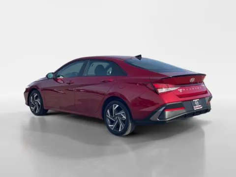 More photos of 2025 Hyundai Elantra SEL Sport at Oak Ridge Nissan, TN
