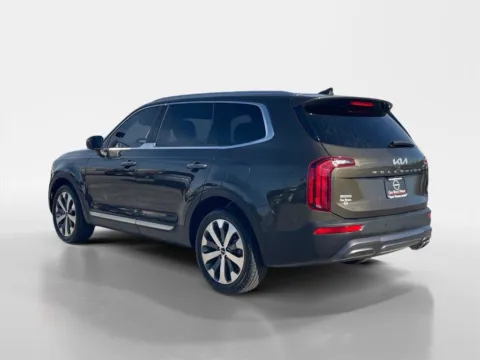 More photos of 2022 Kia Telluride S at Oak Ridge Nissan, TN