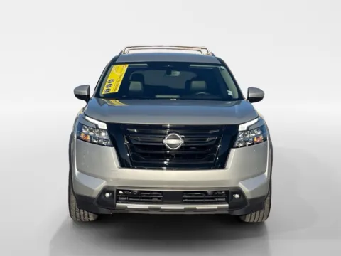 Photos of 2023 NISSAN PATHFINDER SL for sale in Oak Ridge, TN at Oak Ridge Nissan