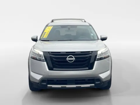 Photos of 2024 Nissan Pathfinder SL for sale in Oak Ridge, TN at Oak Ridge Nissan