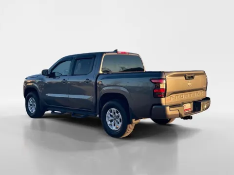 More photos of 2024 Nissan Frontier SV at Oak Ridge Nissan, TN