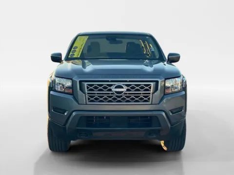 Photos of 2024 Nissan Frontier SV for sale in Oak Ridge, TN at Oak Ridge Nissan