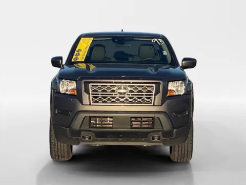 Photos of 2024 Nissan Frontier SV for sale in Oak Ridge, TN at Oak Ridge Nissan