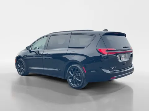 More photos of 2025 CHRYSLER PACIFICA LIMITE Limited at Oak Ridge Nissan, TN