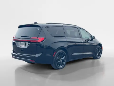 Another view of 2025 CHRYSLER PACIFICA LIMITE Limited for sale in Oak Ridge, TN at Oak Ridge Nissan