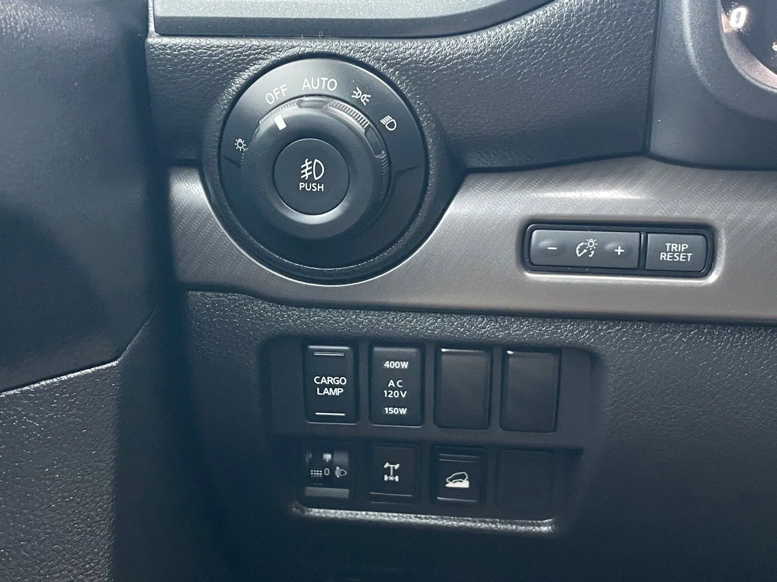 2024 Nissan Titan PRO-4X - Photo 19