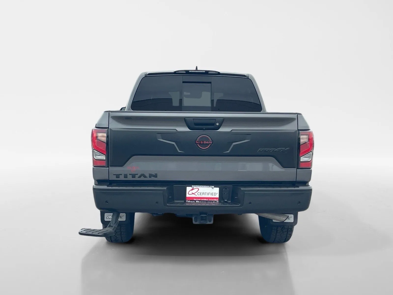 2024 Nissan Titan PRO-4X - Photo 6