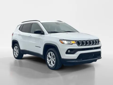 White 2024 Jeep Compass Latitude for sale in Oak Ridge, TN