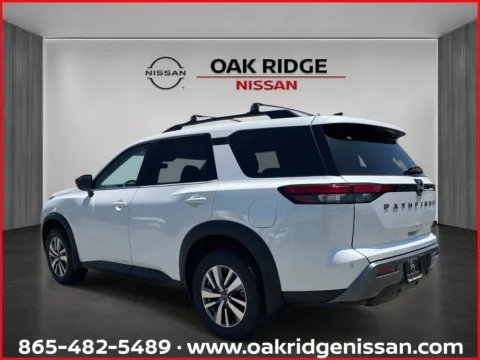 More photos of 2026 NISSAN PATHFINDER SL at Oak Ridge Nissan, TN