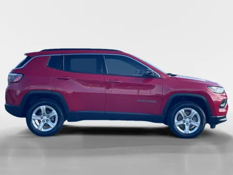 Photos of 2023 JEEP COMPASS LATITUD Latitude for sale in Oak Ridge, TN at Oak Ridge Nissan