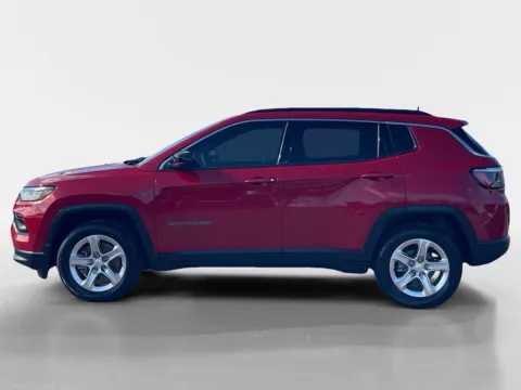 More photos of 2023 JEEP COMPASS LATITUD Latitude at Oak Ridge Nissan, TN