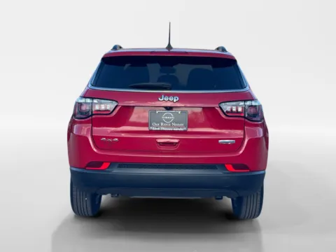 More photos of 2023 JEEP COMPASS LATITUD Latitude at Oak Ridge Nissan, TN
