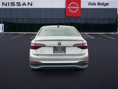 More photos of 2023 VOLKSWAGEN JETTA SE at Oak Ridge Nissan, TN