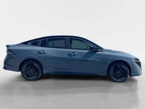 Photos of 2026 NISSAN SENTRA SR for sale in Oak Ridge, TN at Oak Ridge Nissan