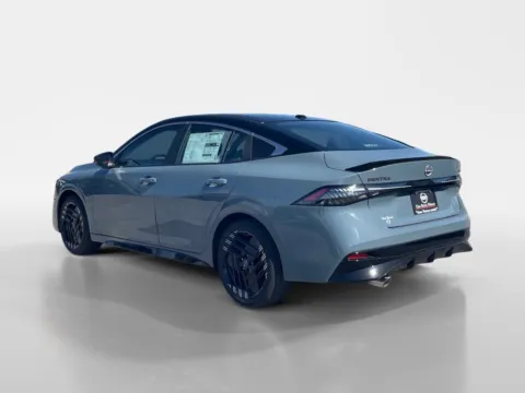 More photos of 2026 NISSAN SENTRA SR at Oak Ridge Nissan, TN