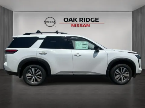 Photos of 2026 NISSAN PATHFINDER SL for sale in Oak Ridge, TN at Oak Ridge Nissan