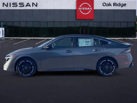 More photos of 2026 NISSAN SENTRA SR at Oak Ridge Nissan, TN