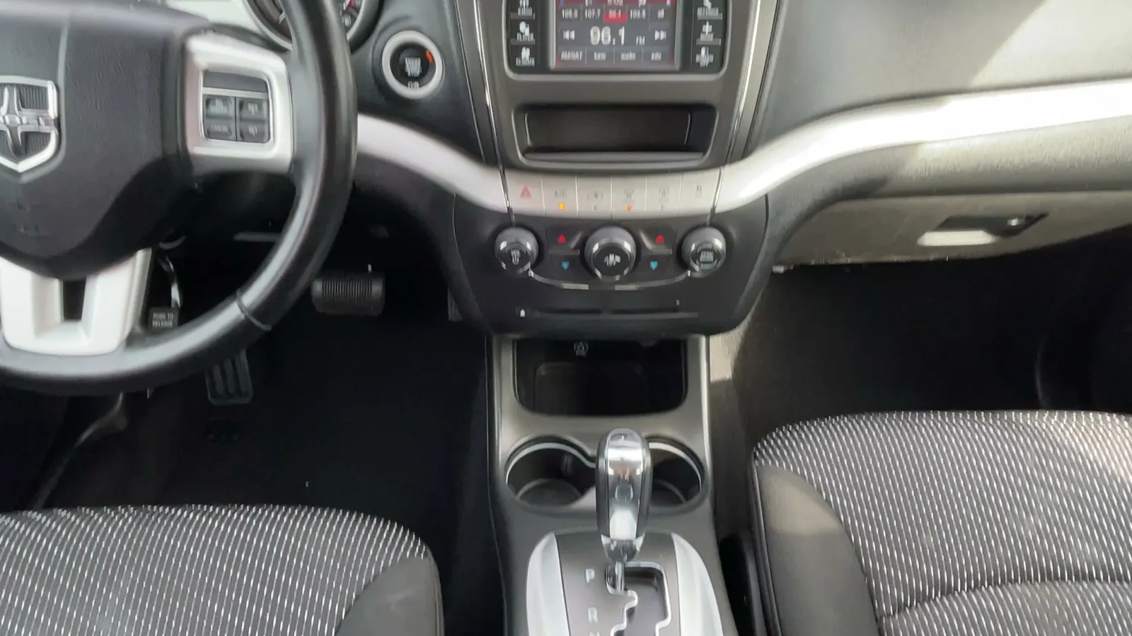 2020 Dodge Journey SE - Photo 13