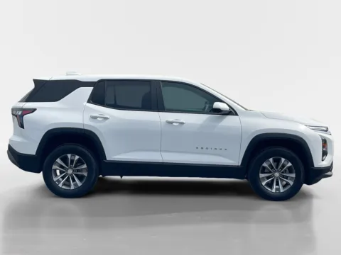 Photos of 2026 CHEVROLET EQUINOX LT AWD LT for sale in Oak Ridge, TN at Oak Ridge Nissan