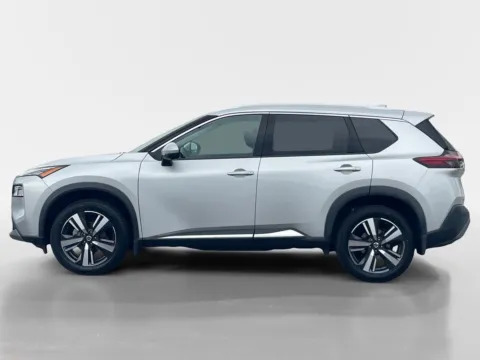 More photos of 2021 NISSAN ROGUE SL at Oak Ridge Nissan, TN