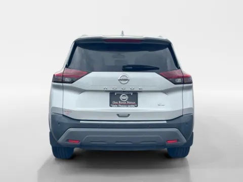 More photos of 2021 NISSAN ROGUE SL at Oak Ridge Nissan, TN