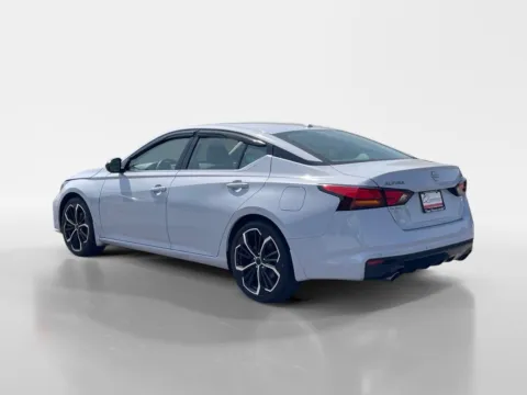 More photos of 2024 NISSAN ALTIMA SR 2.5 SR at Oak Ridge Nissan, TN