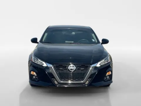 Photos of 2020 NISSAN ALTIMA PLATINUM 2.0 Platinum for sale in Oak Ridge, TN at Oak Ridge Nissan
