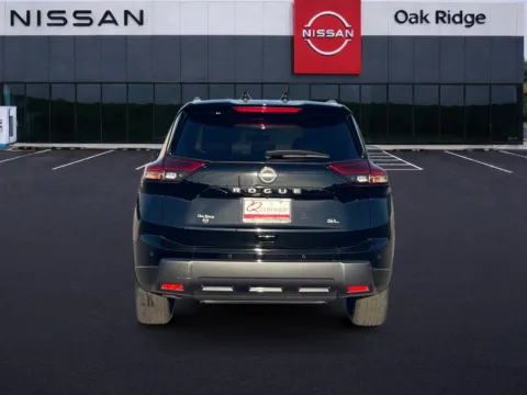 More photos of 2025 NISSAN ROGUE SL at Oak Ridge Nissan, TN