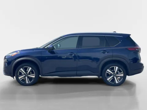 More photos of 2026 NISSAN ROGUE SL at Oak Ridge Nissan, TN