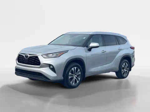 Another view of 2020 TOYOTA HIGHLANDER XLE for sale in Oak Ridge, TN at Oak Ridge Nissan