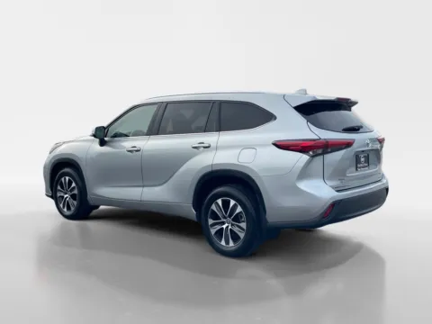 More photos of 2020 TOYOTA HIGHLANDER XLE at Oak Ridge Nissan, TN