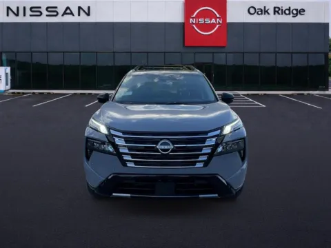 More photos of 2026 NISSAN ROGUE Platinum at Oak Ridge Nissan, TN