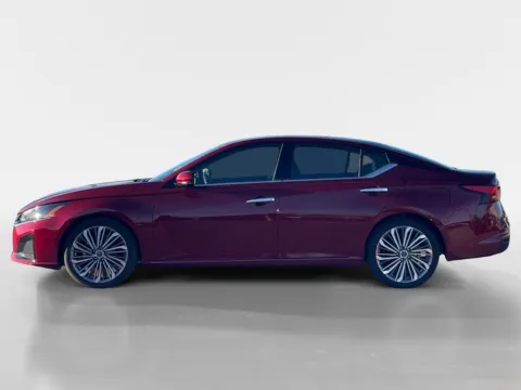 More photos of 2024 NISSAN ALTIMA SL 2.5 SL at Oak Ridge Nissan, TN