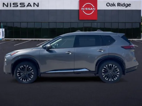 More photos of 2026 NISSAN ROGUE Platinum at Oak Ridge Nissan, TN
