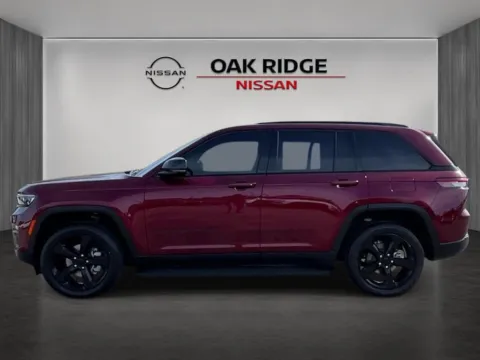 More photos of 2023 Jeep Grand Cherokee Limited at Oak Ridge Nissan, TN