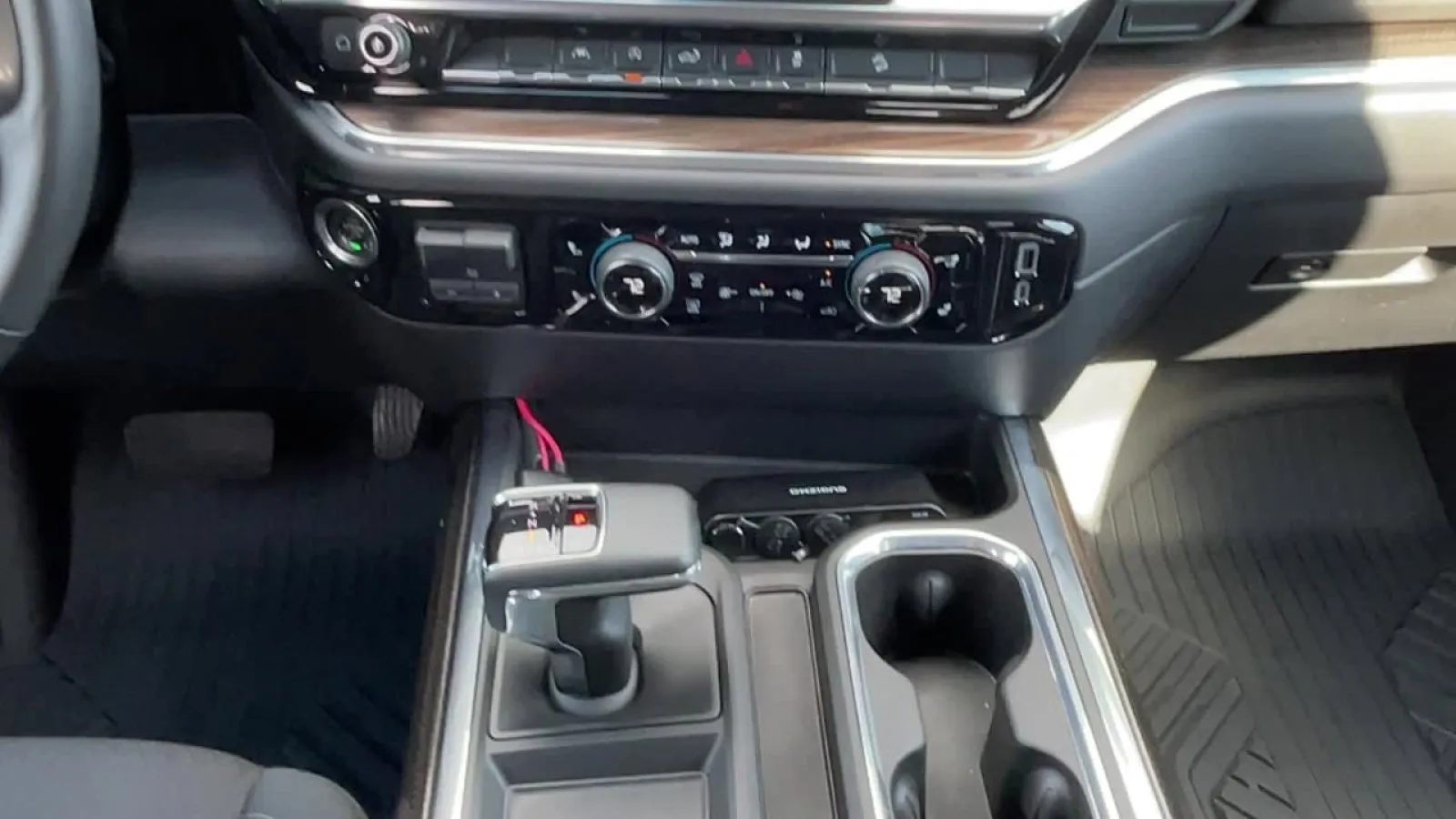 2024 Chevrolet Silverado 1500 RST - Photo 19