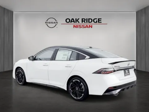 More photos of 2026 NISSAN SENTRA SR at Oak Ridge Nissan, TN