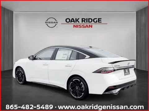 More photos of 2026 NISSAN SENTRA SR at Oak Ridge Nissan, TN