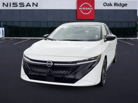More photos of 2026 NISSAN SENTRA SR at Oak Ridge Nissan, TN