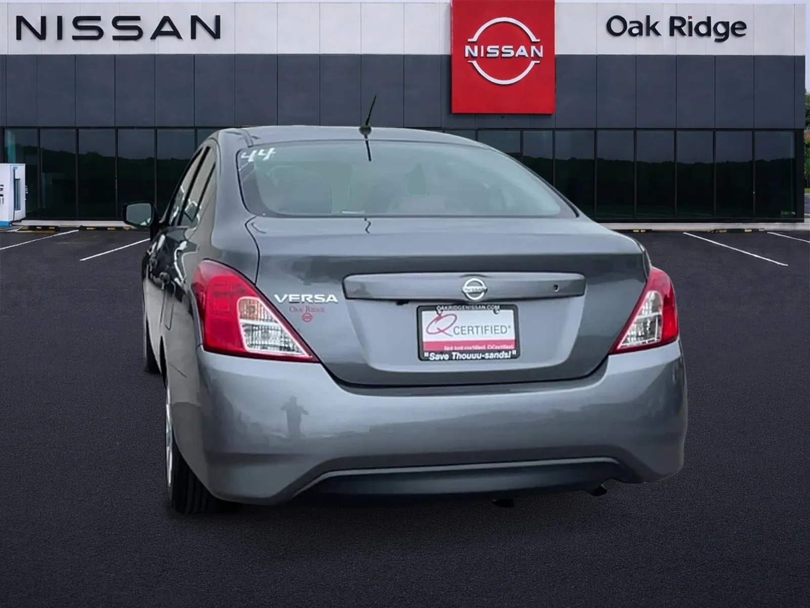 2019 Nissan Versa Sedan S - Photo 10