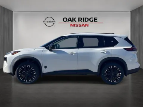 More photos of 2026 Nissan Rogue Dark Armor at Oak Ridge Nissan, TN