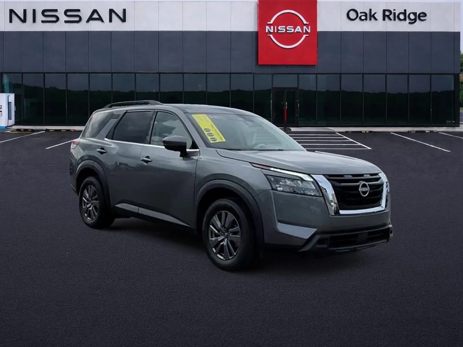 2025 Nissan Pathfinder SV 2WD's photo