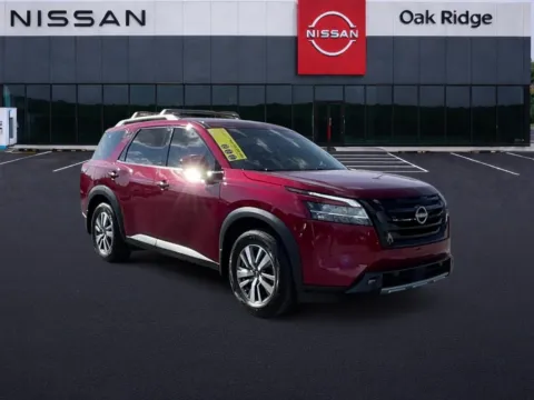Red 2022 NISSAN PATHFINDER SL for sale in Oak Ridge, TN