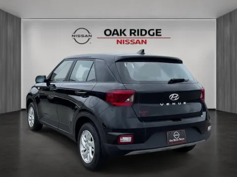 More photos of 2021 HYUNDAI VENUE SE at Oak Ridge Nissan, TN